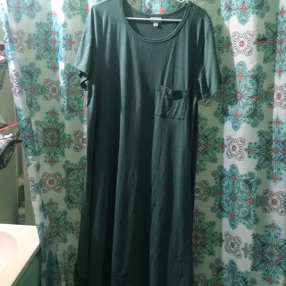 Carly dress